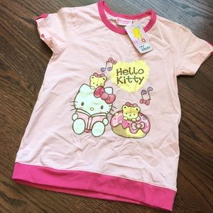 Girls Japanese size M (~4-5T) Hello Kitty t-shirt